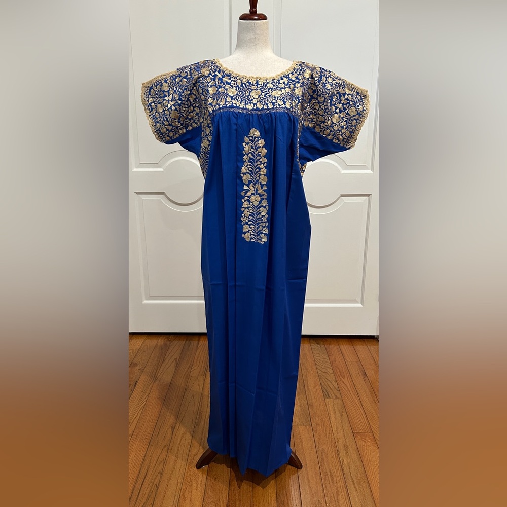 XL San Antonino Maxi Dress,Oax,Mexican dress Hand Embroidered with Silk threads.